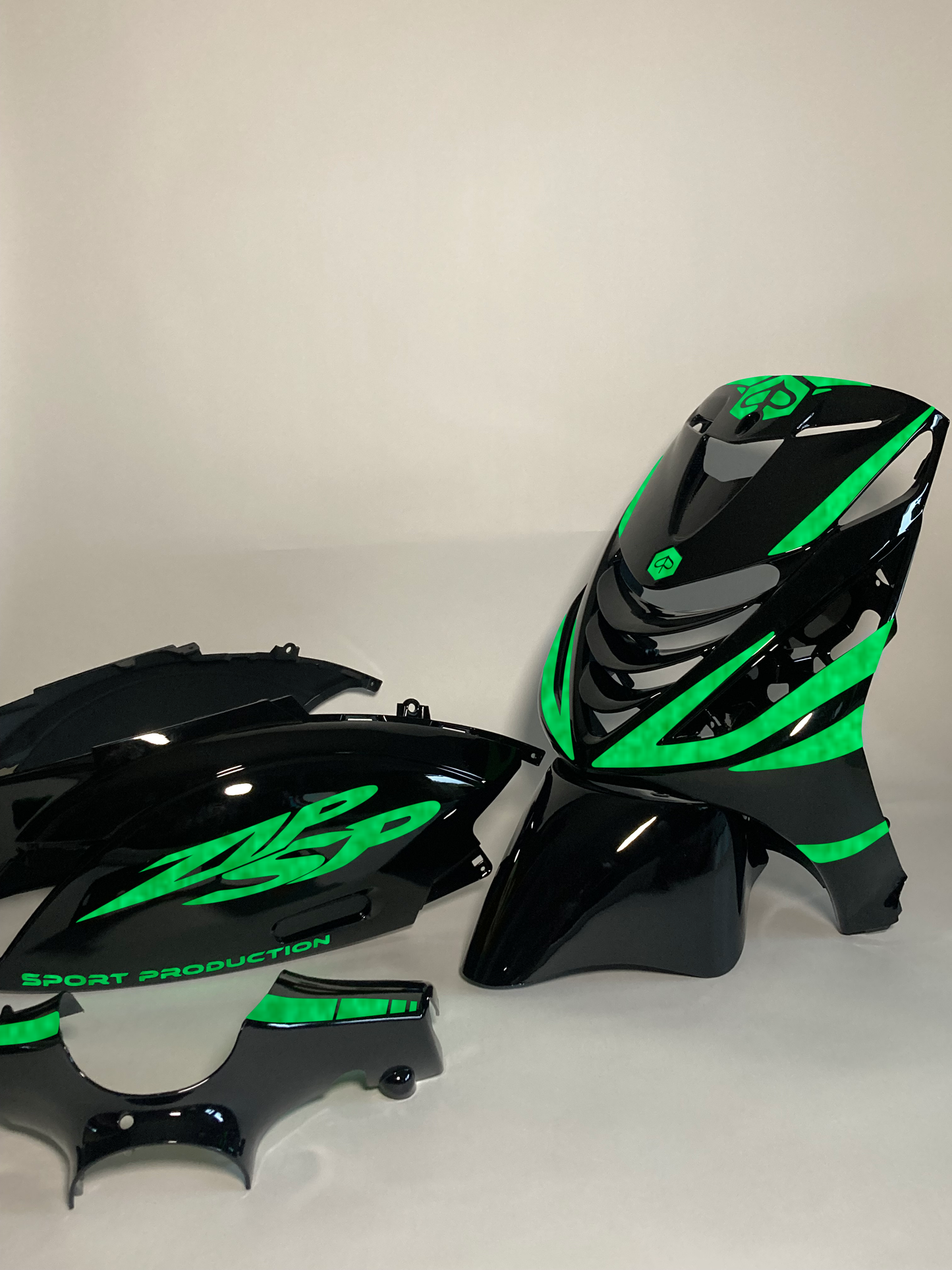 Zip Sports Production | Reflective Green