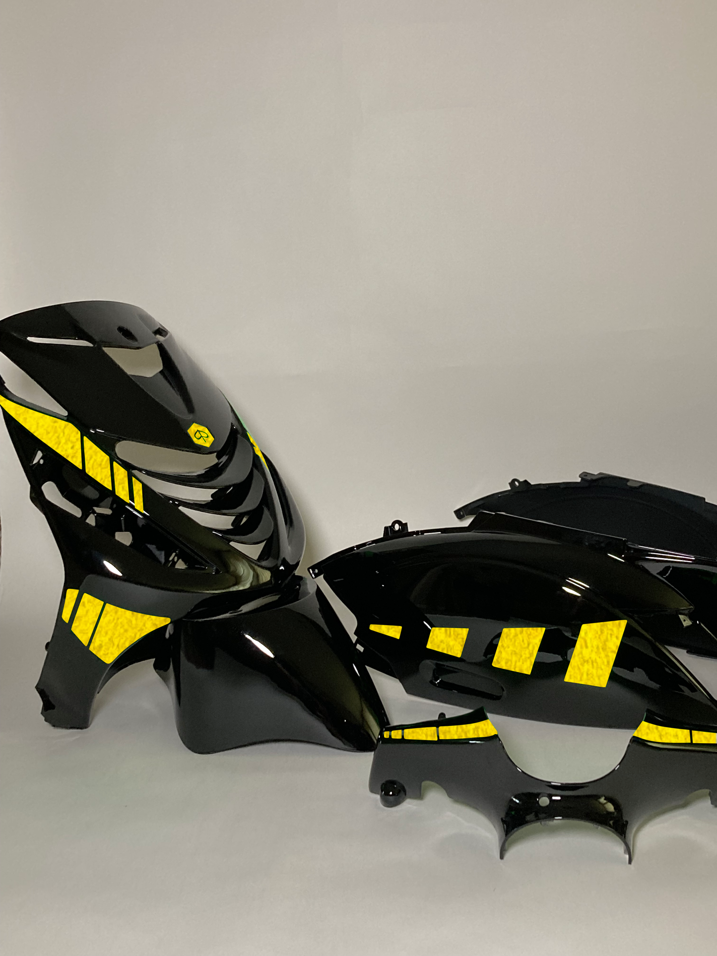 Zip Striped | Reflective Yellow